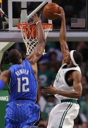 Does Rajon Rondo have the greatest wingspan to height ratio in the NBA? :  r/nba